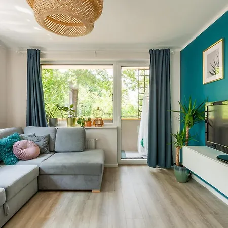 Sun House + Free Parking *